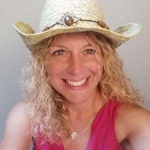 Meet your Posher, Tina